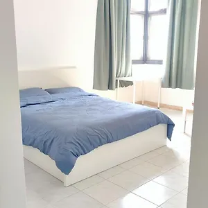 Гостевой дом Ms. Zhang's Flat 303 Абу-Даби